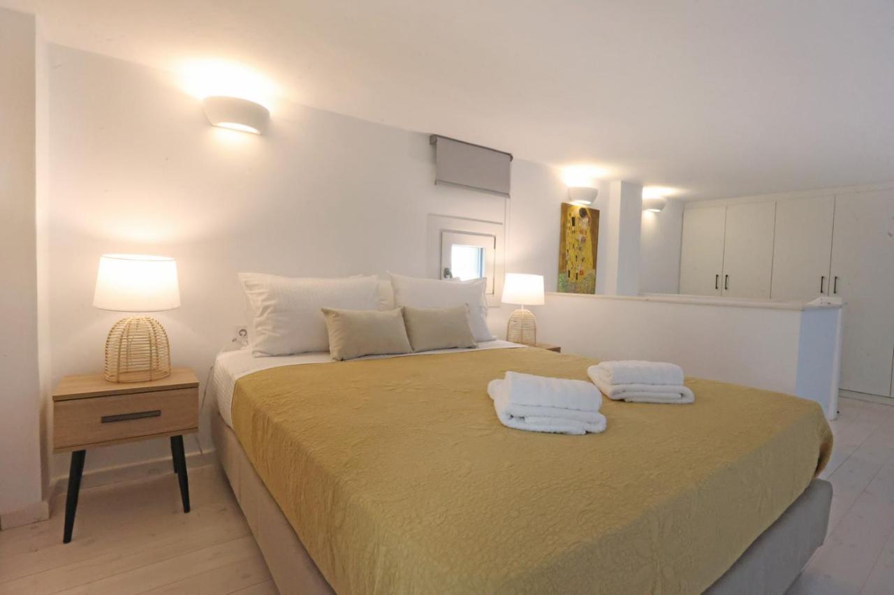 Modern Loft Syros Lägenhet Ermoupoli Exteriör bild