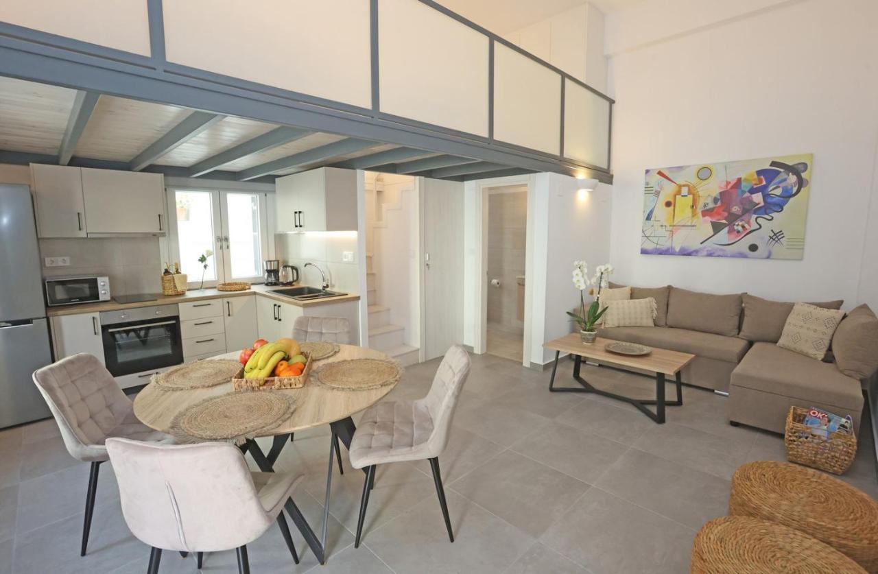 Modern Loft Syros Lägenhet Ermoupoli Exteriör bild